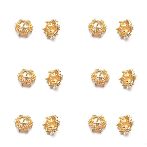 Großhandel perlen zubehör, der-Strass dekorative Abstands perlen 18 Karat vergoldete hohle Blumen perlen kappen Messing für Ohrring Schmuck herstellung Ergebnisse