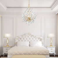 Lustre moderne de luxe personnalisé en forme de feuille, structure en laiton avec pendentifs en cristal pour salon, chambre à coucher, décoration intérieure