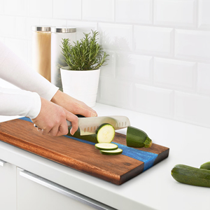 Planche à découper en bois fonctionnelle avec matériau écologique et époxy pour légumes et viande pour toute cuisine - Product Image 3