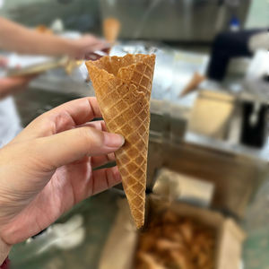 La formation professionnelle de cône de pizza font la machine commerciale de machine à glaçons de gaufre de rouleau - Product Image 2