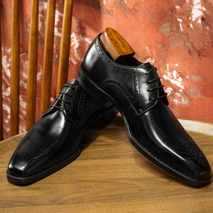 Traje formal Oxford de alta calidad, lujoso y hecho a mano, de estilo italiano. - Product Image 2