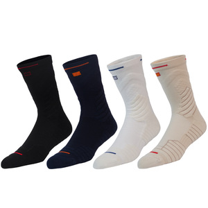Chaussettes de basket-ball professionnelles de haute qualité, vente chaude, chaussettes de sport mi-hautes pour hommes, antidérapantes, épaisses, avec fond en serviette - Product Image 1