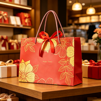 Sac Cadeau Festif Style Ins en Papier Couché Rouge et Blanc Imprimé Offset, Sac à Main Festif avec Poignée Longue et Ruban, Sac à Bonbons Souvenir
