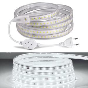 Bande lumineuse <span class=keywords><strong>LED</strong></span> flexible étanche IP68 pour une utilisation en extérieur