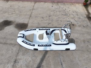 <span class=keywords><strong>Bateau</strong></span> pneumatique semi-rigide Zhenbo 3,9 m 390C avec coque en fibre de verre et Hypalon PVC, pour la pêche, la cabine, la dérive et la plongée - Product Image 2
