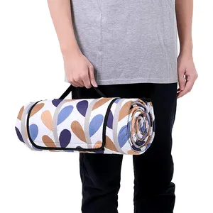 Hot Sale Portable Outdoor Camping Blanket Roll Up Beach Mat for Picnic With Strap