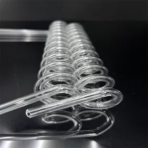 צינור ספירלה זכוכית קוורץ שקוף בהתאמה אישית לטיפול במים בטמפרטורה גבוהה
