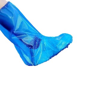 Protège-chaussures jetables en plastique Shenghe, taille unique, bleus, imperméables et antidérapants pour la protection en extérieur, les voyages et l'agriculture - Product Image 2