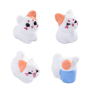 Figurines miniatures de chatons en résine, ornements d'animaux de dessin animé mignons pour décorations de bureau et de jardin - Product Image 5
