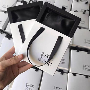 Miễn Phí Mẫu Sang Trọng Biểu Tượng Tùy Chỉnh Giấy Màu Hồng Bông Tai Vòng Đeo Tay Chuỗi Đồ Trang Sức Hộp Quà Tặng Với Xử Lý - Product Image 3