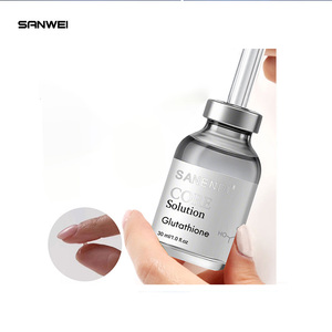 Sérum Liquide OEM CORE à l'Acide Hyaluronique, Vitamine C et Glutathion pour Réparation Cutanée, Hydratation, Rajeunissement Profond, Éclat et Blanchiment - Product Image 3