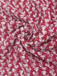 חוט צ'ניל בעל תחושה של שכבות ומרקם, עם איכות דמוית טוויד ודוגמאות גיאומטריות 7% ניילון 34% טנסל 59% פוליאסטר - Product Image 4