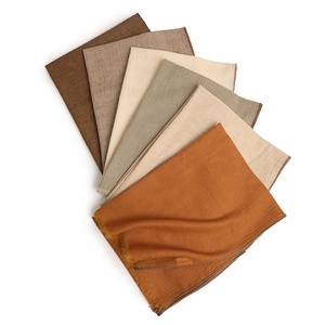 Sciarpe e Scialli da <span class=keywords><strong>Donna</strong></span> in <span class=keywords><strong>Cashmere</strong></span> 100% Tinta Unita con Frange Corte, Hijab Istantaneo di Design - Product Image 1