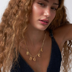 Collana con Catena a Graffetta Personalizzabile in Acciaio Inox con Certificazione CE, Regalo per San Valentino, Iniziali e Nome Personalizzati - Product Image 6