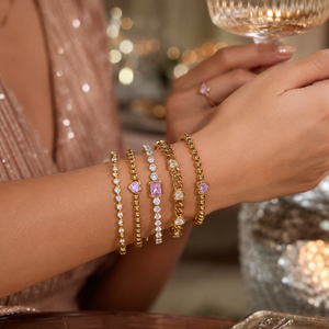 Pulsera de tenis de acero inoxidable chapada en oro de 18 quilates para mujer, con diseño de corazón de circonita, con cierre, estilo moderno y romántico, para fiesta, semimontura - Product Image 1