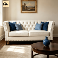 Set Sofa Vintage OKF Chesterfield dengan Pelapis Kulit, Sandaran Berumbai, Lengan Melengkung, Kaki Kayu, Dudukan Nyaman untuk Resepsi Villa