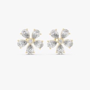 Boucles d'oreilles clous halo en diamant rond les plus vendues avec finition étincelante, parfaites pour les soirées et les occasions formelles, disponibles au meilleur prix - Product Image 5