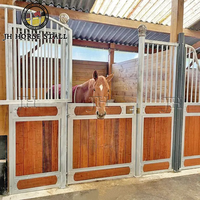 Matériau de construction de l'étable à chevaux avant préfabriqué Installation facile Langue et bambou