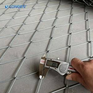 Hellingbeschermingsnet systeem kettingscherm gaashekwerk hoogwaardig treksterk netwerk voor bescherming tegen rotswallen en het opvangen van bergafvallende materialen - Product Image 1