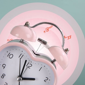 Sáng tạo thiết kế hiện đại màu hồng 3 inch Kim Thạch Anh chuyển động kim loại đồng hồ báo thức hình trái tim thức dậy ánh sáng mặt trời mọc tự nhiên Đồng hồ bàn - Product Image 6
