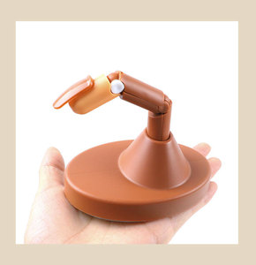 Main de mannequin pour ongles avec 100 faux ongles, modèle d'entraînement en acrylique, outil de présentation pour salon de manucure et débutants - Product Image 6