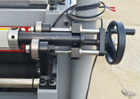 Machine de plastification automatique pour films PVC et papier |   Épandeur de colle chaude et froide de 1220 mm de largeur pour panneaux MDF et habillages de portes en bois