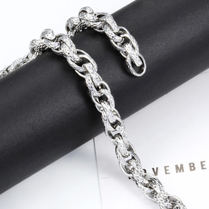 Nuevo Estilo DIY: Cadena Triple de Electrolisis, Brillante, Ovalada, de Acero Inoxidable, Hecha a Mano, para Collar, Pulsera y Accesorios - Product Image 3