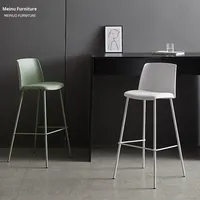 Chaise de bar moderne et simple de style italien, en plastique, légère et luxueuse, avec dossier et sans accoudoirs, pour adultes, à usage domestique