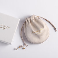 Pochette à bijoux en microfibre avec logo personnalisé, fond rond, sacs en daim de luxe avec cordon de serrage, impression dorée, emballage cadeau pour bague