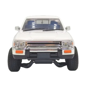 SJY-D64 Voiture RC 1:16 2.4G Électrique 4x4 en Métal, Jouet de Simulation, Camionnette de Conduite, Voiture de Drift et d'Escalade, Utilisation Intérieur-Extérieur - Product Image 1
