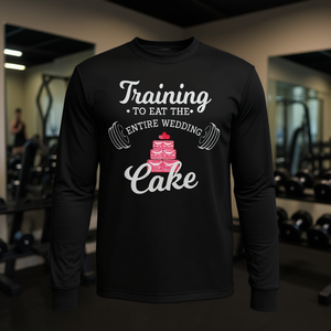 Camiseta de manga larga con estampado de entrenamiento para comer todo el pastel de boda, regalo de compromiso con humor para el gimnasio - Product Image 3