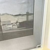 Fenêtre coulissante simple en aluminium et PVC 82 pour la décoration moderne des maisons, idéale pour la cuisine et la salle de bain