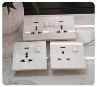 En gros Panneau mural tactile en verre trempé pour interrupteurs et prises, UK 13A, 1, 2 ou 3 modules, simple ou double allumage