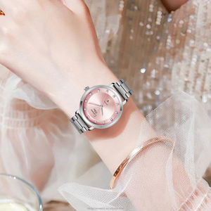 <span class=keywords><strong>Montre</strong></span> à quartz de luxe pour femmes <span class=keywords><strong>Cristiano</strong></span> Aillen, <span class=keywords><strong>montre</strong></span> décontractée pour femmes, étanche 3BAR, alliage, bracelet en acier inoxydable 32 mm, cadran en verre - Product Image 6