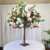 Décoration de table d'intérieur Petite fleur de luxe Décoration d'arbre Arbre artificiel 4 pieds Faux rosiers à fleurs pour centre de table de mariage