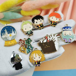 จี้โลหะผสมเคลือบสีน่ารักลายการ์ตูนมายากลสำหรับทำสร้อยคอ สร้อยข้อมือ เครื่องประดับ ปี 2026 จากผู้ผลิตเครื่องประดับ - Product Image 3