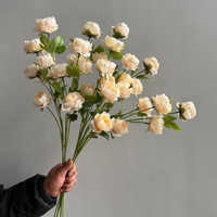 C195 Bunga Peony Buatan Sutra Putih Realistis Multi-Kepala Buatan Tangan Dapat Digunakan Kembali Elegan untuk Dekorasi Pernikahan Natal Hari Ibu