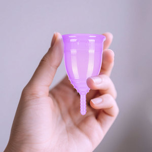 100% ซิลิโคนทางการแพทย์ทำความสะอาดขายส่ง Coletor Copa ประจำเดือนถ้วย - Product Image 2