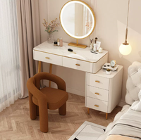 Chaise de maquillage de chambre à coucher moderne prête à l'emploi, tabourets de soutien durables pour hôtel et villa