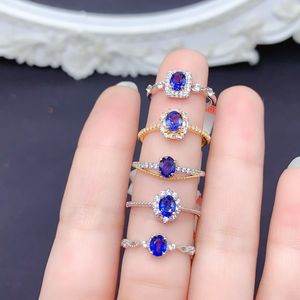 Anelli di Lusso in Argento 925 Placcato Rodio con Zaffiro Naturale Taglio Ovale, Direttamente dalla Fabbrica, per Donne, Matrimoni, Fidanzamenti e Regali per Feste - Product Image 3