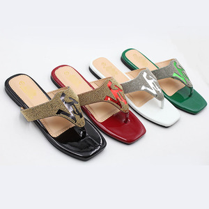 Nuove Ciabatte Estive da <span class=keywords><strong>Donna</strong></span>, <span class=keywords><strong>Infradito</strong></span> da Spiaggia, <span class=keywords><strong>Sandali</strong></span> alla Moda, Scarpe da Esterno, Ciabatte Piatte per <span class=keywords><strong>Donna</strong></span>, Vendita all'Ingrosso - Product Image 1