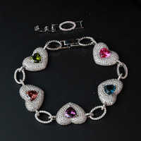 Parure de bijoux de luxe en zircone colorée avec pendentif cœur bombé, collier à maillons épais, bracelet et boucles d'oreilles, style pavé, pour mariage