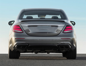 Nuovo stile di <span class=keywords><strong>E</strong></span>-<span class=keywords><strong>classe</strong></span> w 213 del corpo kitfor W213 E63 auto body kit diffusore con consigli di silenziatori E63 auto parti di 2017 2016 - Product Image 2