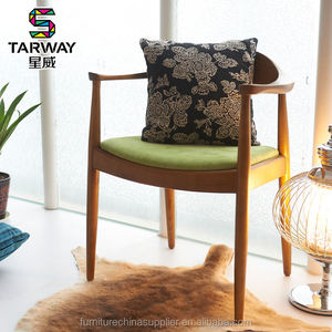 Vente en gros <span class=keywords><strong>Chaise</strong></span> De Comedor Y <span class=keywords><strong>Chaise</strong></span> Bois <span class=keywords><strong>Hans</strong></span> <span class=keywords><strong>Wegner</strong></span> Wishbone <span class=keywords><strong>Chaise</strong></span> en bois massif <span class=keywords><strong>Chaise</strong></span> de salle à manger pour salle à manger - Product Image 1