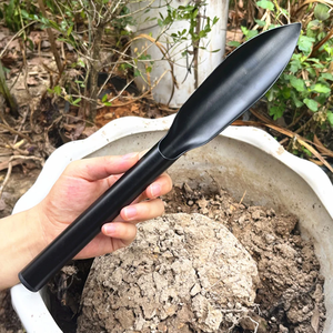 Ensemble d'outils <span class=keywords><strong>de</strong></span> jardinage : pelle <span class=keywords><strong>de</strong></span> jardin, petite pelle pour la plantation et le repiquage <span class=keywords><strong>de</strong></span> fleurs et plantes en pot, et râteau domestique pour légumes - Product Image 3