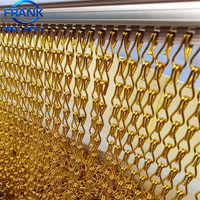 Rideau en maille à maillons métalliques dorés brillants pour la décoration de restaurants et la séparation des espaces