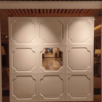 Plaques de plafond en panneaux pressés pour des intérieurs durables et élégants