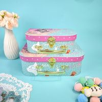 Boîte de rangement personnalisée avec poignée en métal doré, finition mate et gaufrage pour jouets et emballages cosmétiques