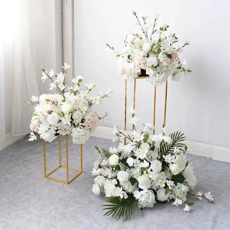 Artificial Flower Balls Wedding Centerpieces Wedding Arches Arrange Road Lead Fake Floral Table Centerpiece Ball white green