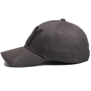 Cappellini Sportivi con Logo Personalizzato a Prezzo Conveniente, Ricamo 3D, Etichetta Privata, Componenti per Cappelli da Baseball - Product Image 3